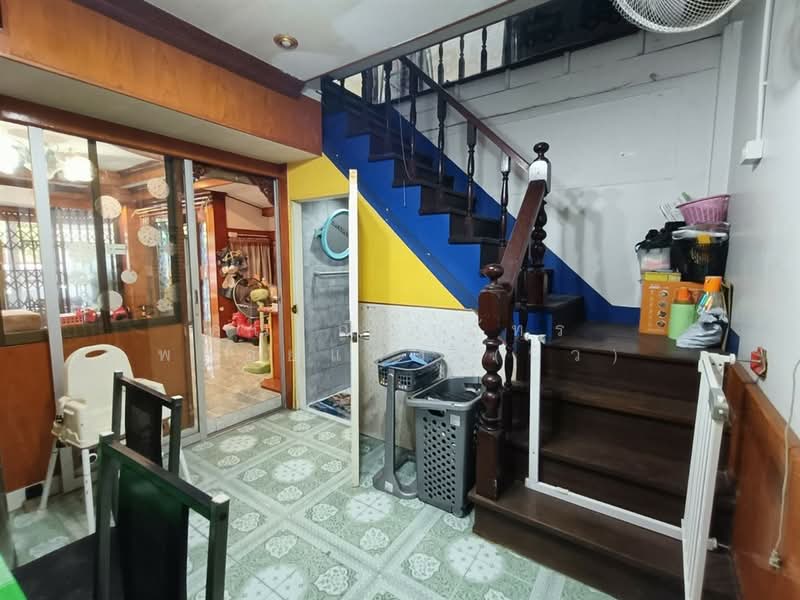 บ้านเดี่ยว 2 ชั้น 39 ตร.ว. ชุมชนฟื้นนครร่มเกล้า ระยะ4 โซน 10 ซอยเคหะร่มเกล้า31 แยก4-3, กรุงเทพ, ถนนรามอินทรา, คลองสองต้นนุ่น, ลาดกระบัง, กรุงเทพ, 180 ตร.ม., บ้านเดี่ยว ขาย, โดย คุณ ณิชาภัทร พลอยแดง (นิว), 500214310 - DDproperty.com