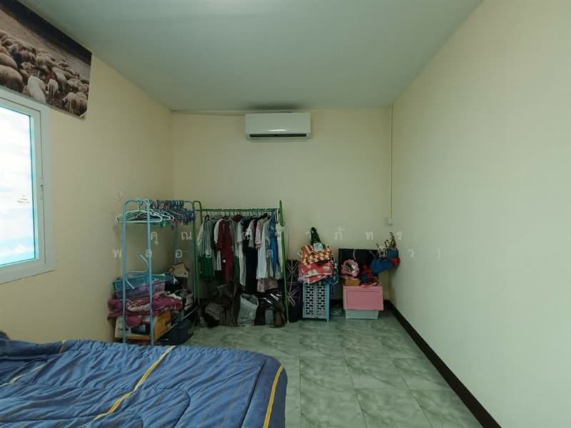 บ้านเดี่ยว 2 ชั้น 39 ตร.ว. ชุมชนฟื้นนครร่มเกล้า ระยะ4 โซน 10 ซอยเคหะร่มเกล้า31 แยก4-3, Bangkok, ถนนรามอินทรา, Khlong Song Ton Nun, Lat Krabang, Bangkok, 5 Bedrooms, 180 sqm, Single Detached House For Sale, by คุณ ณิชาภัทร พลอยแดง (นิว), 500214310 - DDproperty.com