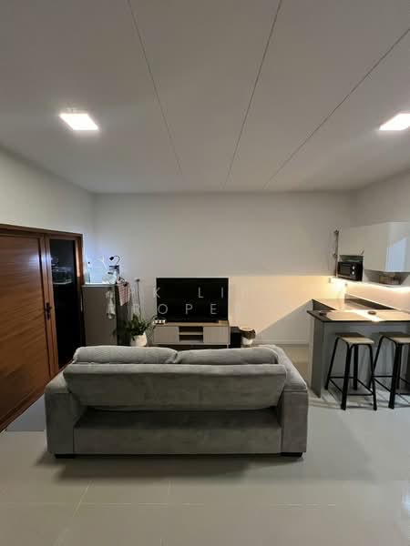 ให้เช่า - 9R0770 This house for rent 2 bedroom 2 bathroom 35,000/month at wichit have fully furnished, ภูเก็ต