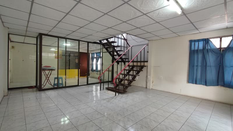 ขาย - บ้านเดี่ยวลาดพร้าว บ้านเดี่ยวพหลโยธิน เสนานิคม 2 หลัง 88 ตรว พื้นที่รวม 300 ตรม 7 ห้องนอน, กรุงเทพ