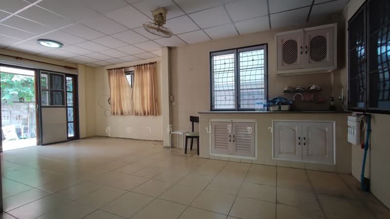 ขาย - บ้านเดี่ยวลาดพร้าว บ้านเดี่ยวพหลโยธิน เสนานิคม 2 หลัง 88 ตรว พื้นที่รวม 300 ตรม 7 ห้องนอน, กรุงเทพ