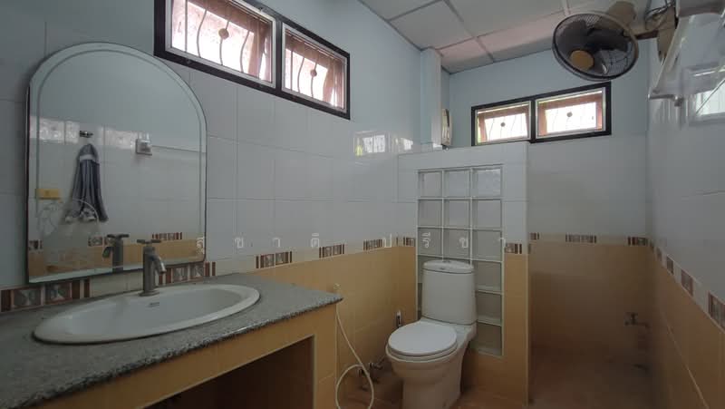 ขาย - บ้านเดี่ยวลาดพร้าว บ้านเดี่ยวพหลโยธิน เสนานิคม 2 หลัง 88 ตรว พื้นที่รวม 300 ตรม 7 ห้องนอน, กรุงเทพ