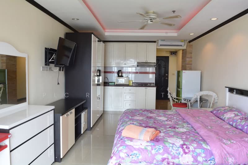 For Sale - Jomtien Beach Condo, Chon Buri (Pattaya)