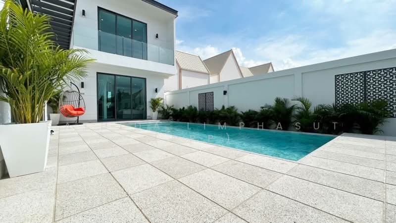 Layan Chak Nok, Chon Buri (Pattaya), Toongklom-Talman 20, Bang Lamung, Bang Lamung (Pattaya), Chon Buri (Pattaya), 4 Bedrooms, 502 sqm, Villa For Sale, by Sathida Limphasut (App), 500214408 - DDproperty.com