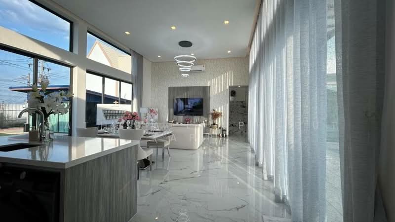 Layan Chak Nok, Chon Buri (Pattaya), Toongklom-Talman 20, Bang Lamung, Bang Lamung (Pattaya), Chon Buri (Pattaya), 4 Bedrooms, 502 sqm, Villa For Sale, by Sathida Limphasut (App), 500214408 - DDproperty.com