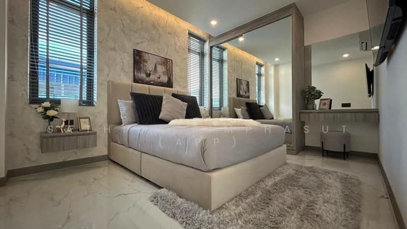 Layan Chak Nok, Chon Buri (Pattaya), Toongklom-Talman 20, Bang Lamung, Bang Lamung (Pattaya), Chon Buri (Pattaya), 4 Bedrooms, 502 sqm, Villa For Sale, by Sathida Limphasut (App), 500214408 - DDproperty.com