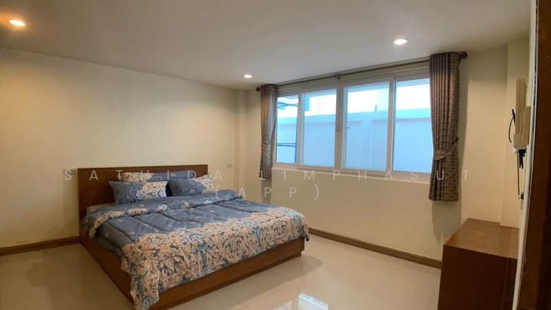 Amorn Village, Chon Buri (Pattaya), 58 Soi Sukhumvit-Phatthaya 89, Nong Pru, Bang Lamung (Pattaya), Chon Buri (Pattaya), 6 Bedrooms, 350 sqm, Villa For Sale, by Sathida Limphasut (App), 500214456 - DDproperty.com