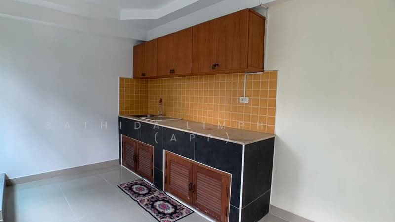 Amorn Village, Chon Buri (Pattaya), 58 Soi Sukhumvit-Phatthaya 89, Nong Pru, Bang Lamung (Pattaya), Chon Buri (Pattaya), 6 Bedrooms, 350 sqm, Villa For Sale, by Sathida Limphasut (App), 500214456 - DDproperty.com