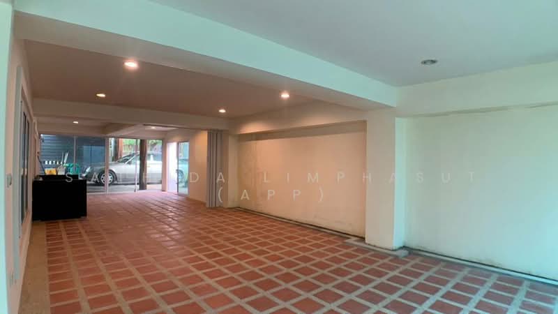 Amorn Village, Chon Buri (Pattaya), 58 Soi Sukhumvit-Phatthaya 89, Nong Pru, Bang Lamung (Pattaya), Chon Buri (Pattaya), 6 Bedrooms, 350 sqm, Villa For Rent, by Sathida Limphasut (App), 500214458 - DDproperty.com