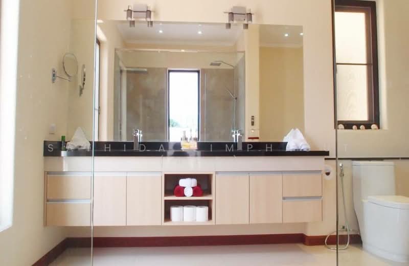 Santa Maria, Chon Buri (Pattaya), Tambon Pong, Poong, Bang Lamung (Pattaya), Chon Buri (Pattaya), 4 Bedrooms, 400 sqm, Villa For Rent, by Sathida Limphasut (App), 500214466 - DDproperty.com