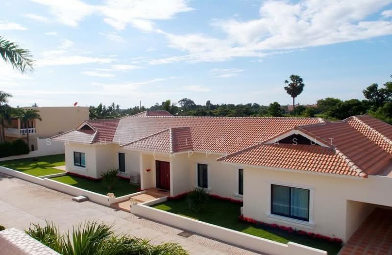 Santa Maria, Chon Buri (Pattaya), Tambon Pong, Poong, Bang Lamung (Pattaya), Chon Buri (Pattaya), 4 Bedrooms, 400 sqm, Villa For Rent, by Sathida Limphasut (App), 500214466 - DDproperty.com