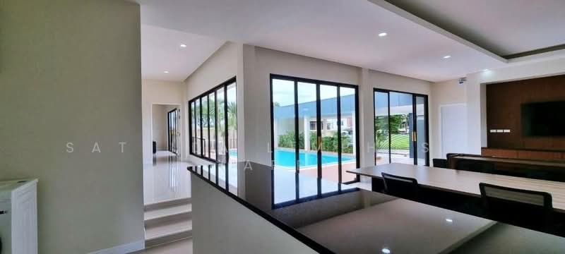 The Village Housing Estate by Horseshoe Point, Chon Buri (Pattaya), Toongklom-Huaytanoo Road, Nong Pru, Bang Lamung (Pattaya), Chon Buri (Pattaya), 3 Bedrooms, 275 sqm, Villa For Rent, by Sathida Limphasut (App), 500214481 - DDproperty.com