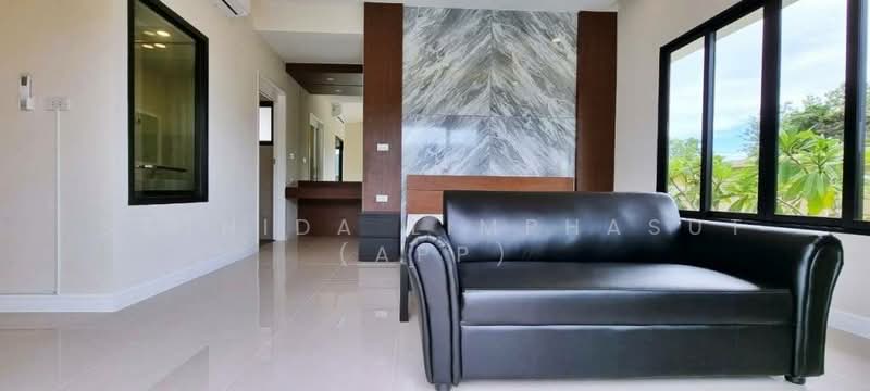 The Village Housing Estate by Horseshoe Point, Chon Buri (Pattaya), Toongklom-Huaytanoo Road, Nong Pru, Bang Lamung (Pattaya), Chon Buri (Pattaya), 3 Bedrooms, 275 sqm, Villa For Rent, by Sathida Limphasut (App), 500214481 - DDproperty.com