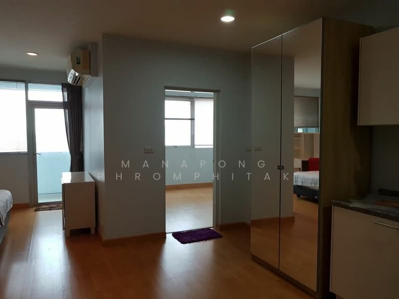 St Louis Grand Terrace, Bangkok, Soi Sathon 11 S Sathon Rd, Yan Nawa, Sathon, Bangkok, 1 Bedroom, 53 sqm, Condo For Rent, by Manapong Phromphitak, 500214503 - DDproperty.com