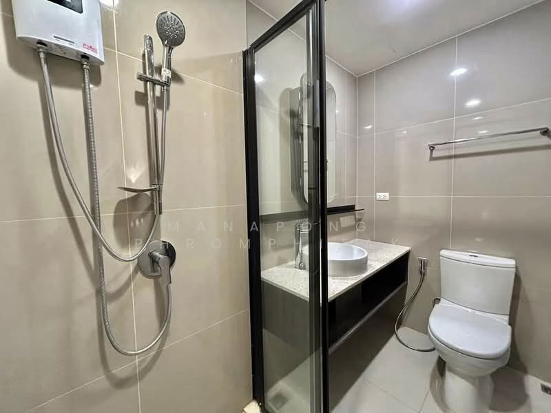 XT Huaikhwang, Bangkok, 244 Ratchadaphisek Road, Huai Khwang, Huai Khwang, Bangkok, 2 Bedrooms, 54 sqm, Condo For Rent, by Manapong Phromphitak, 500214517 - DDproperty.com