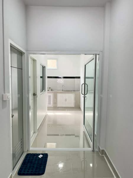 ทาวน์เฮ้าส์ 2 ชั้น ตรงข้ามกองสลาก เนื้อที่ 20 ตารางวา 3 ห้องนอน ซอยรณสิทธิพิชัย 13 จ.นนทบุรี, นนทบุรี, ท่าทราย, เมืองนนทบุรี, นนทบุรี, 80 ตร.ม., ทาวน์เฮ้าส์ ขาย, โดย สรภพ ยอดไชย (สีฝุ่น), 500214521 - DDproperty.com