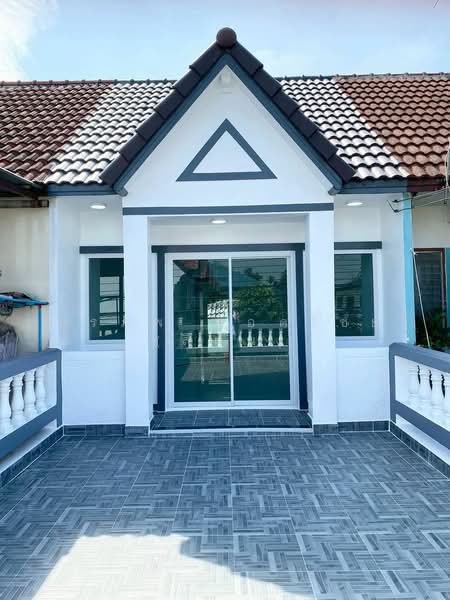 ทาวน์เฮ้าส์ 2 ชั้น ตรงข้ามกองสลาก เนื้อที่ 20 ตารางวา 3 ห้องนอน ซอยรณสิทธิพิชัย 13 จ.นนทบุรี, นนทบุรี, ท่าทราย, เมืองนนทบุรี, นนทบุรี, 80 ตร.ม., ทาวน์เฮ้าส์ ขาย, โดย สรภพ ยอดไชย (สีฝุ่น), 500214521 - DDproperty.com