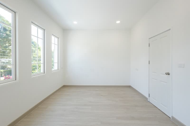 Golden Town Bangna-Suanluang, Bangkok, Kanchanapisek Road, Dok Mai, Prawet, Bangkok, 4 Bedrooms, 113 sqm, Townhouse For Sale, by Tharnavee Tharnasetthadakul, 500214528 - DDproperty.com