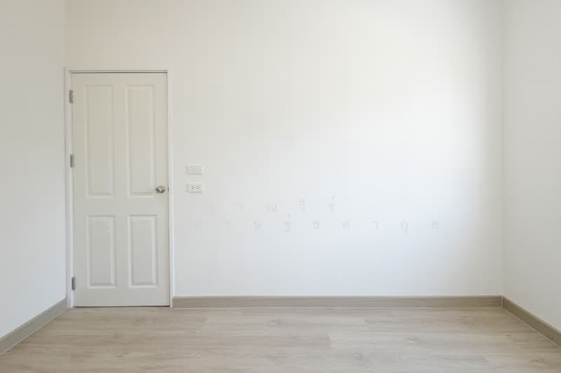 Golden Town Bangna-Suanluang, Bangkok, Kanchanapisek Road, Dok Mai, Prawet, Bangkok, 4 Bedrooms, 113 sqm, Townhouse For Sale, by Tharnavee Tharnasetthadakul, 500214528 - DDproperty.com