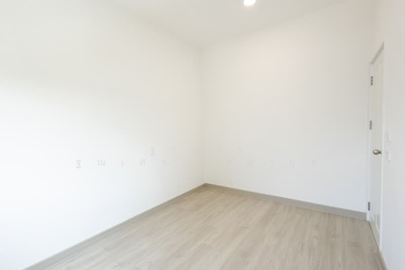 Golden Town Bangna-Suanluang, Bangkok, Kanchanapisek Road, Dok Mai, Prawet, Bangkok, 4 Bedrooms, 113 sqm, Townhouse For Sale, by Tharnavee Tharnasetthadakul, 500214528 - DDproperty.com