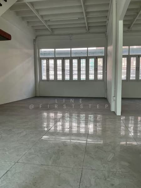 Warehouse + Office 600 square meters Sukhumvit 36, Near Thonglor, Bangkok, Phra Kanong, Khlong Toei, Bangkok, , 600 sqm, Shophouse For Rent, by LINE @firststep, 500214538 - DDproperty.com