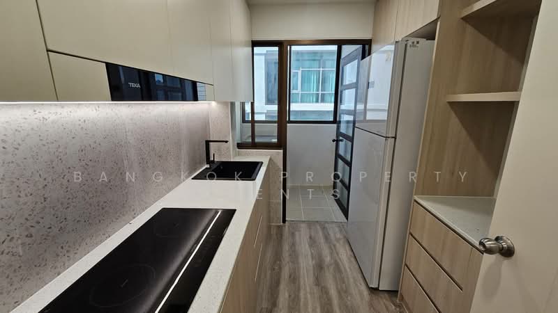 Top View Tower, Bangkok, Soi Sukhumvit 59, Khlong Tan Nua, Watthana, Bangkok, 3 Bedrooms, 150 sqm, Condo For Rent, by BANGKOK PROPERTY AGENTS, 500214555 - DDproperty.com