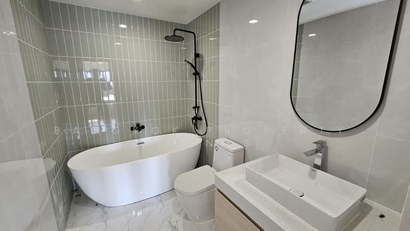 Top View Tower, Bangkok, Soi Sukhumvit 59, Khlong Tan Nua, Watthana, Bangkok, 3 Bedrooms, 150 sqm, Condo For Rent, by BANGKOK PROPERTY AGENTS, 500214555 - DDproperty.com