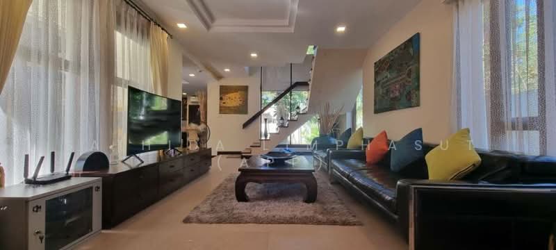 ให้เช่า - Perla villa Pattaya: เพอร์ลา วิลล่า พัทยา, ชลบุรี