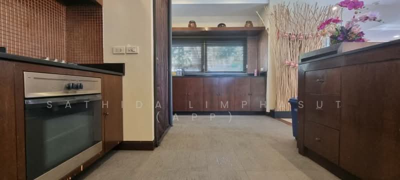 Perla Villa Pattaya, Chon Buri (Pattaya), Poong, Bang Lamung (Pattaya), Chon Buri (Pattaya), 5 Bedrooms, 415 sqm, Villa For Rent, by Sathida Limphasut (App), 500214580 - DDproperty.com