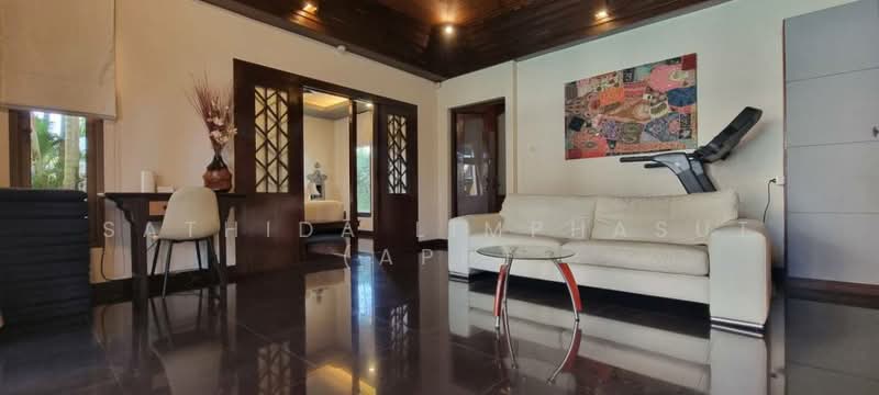 Perla Villa Pattaya, Chon Buri (Pattaya), Poong, Bang Lamung (Pattaya), Chon Buri (Pattaya), 5 Bedrooms, 415 sqm, Villa For Rent, by Sathida Limphasut (App), 500214580 - DDproperty.com