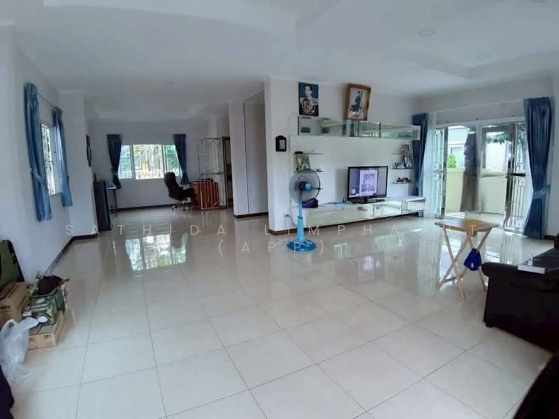 For Sale - Pattaya Park Hill, Chon Buri (Pattaya)