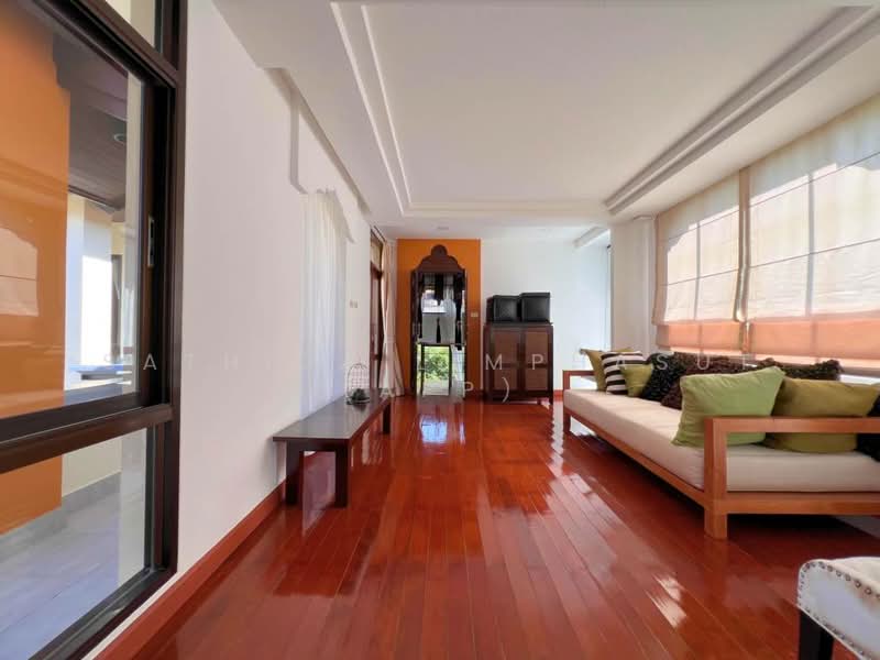 Perla Villa Pattaya, Chon Buri (Pattaya), Poong, Bang Lamung (Pattaya), Chon Buri (Pattaya), 5 Bedrooms, 500 sqm, Villa For Sale, by Sathida Limphasut (App), 500214591 - DDproperty.com