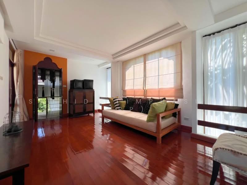 Perla Villa Pattaya, Chon Buri (Pattaya), Poong, Bang Lamung (Pattaya), Chon Buri (Pattaya), 5 Bedrooms, 500 sqm, Villa For Sale, by Sathida Limphasut (App), 500214591 - DDproperty.com