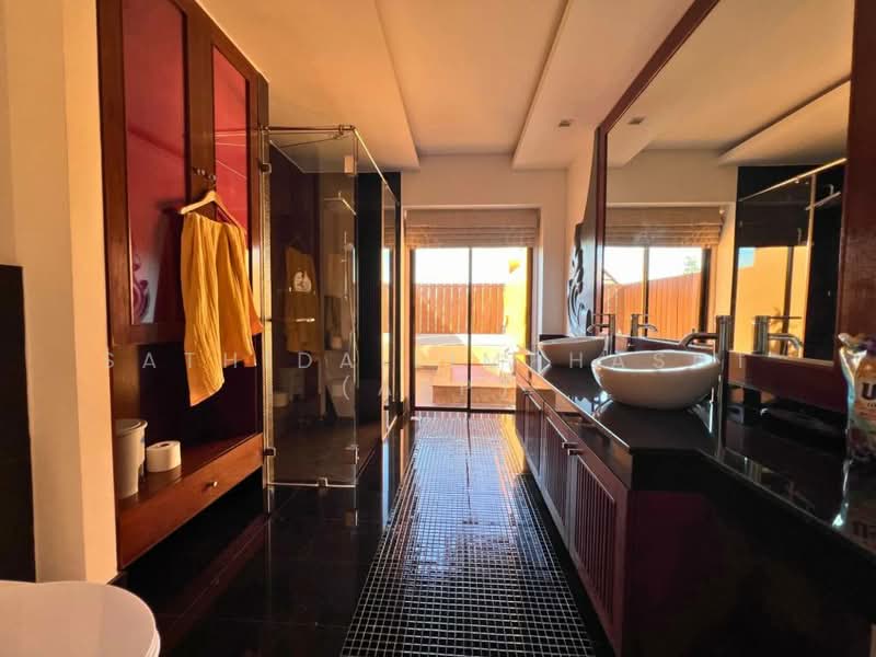 Perla Villa Pattaya, Chon Buri (Pattaya), Poong, Bang Lamung (Pattaya), Chon Buri (Pattaya), 5 Bedrooms, 500 sqm, Villa For Sale, by Sathida Limphasut (App), 500214591 - DDproperty.com