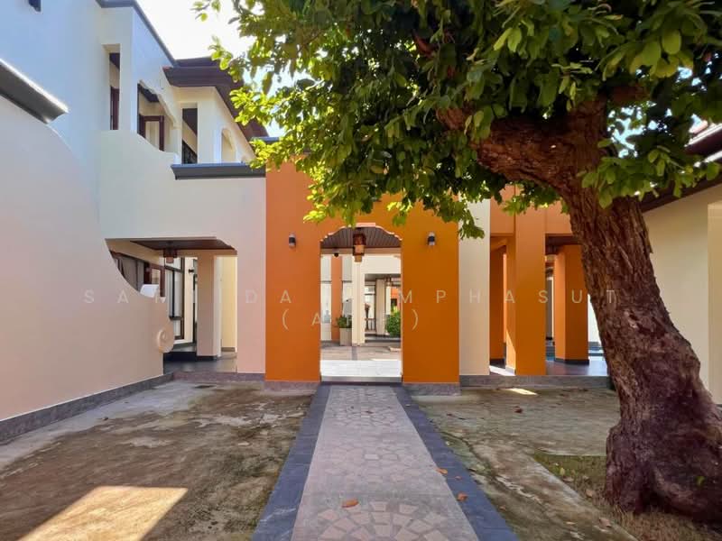 Perla Villa Pattaya, Chon Buri (Pattaya), Poong, Bang Lamung (Pattaya), Chon Buri (Pattaya), 5 Bedrooms, 500 sqm, Villa For Sale, by Sathida Limphasut (App), 500214591 - DDproperty.com