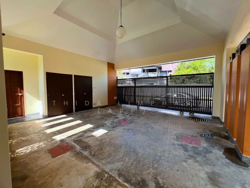 Perla Villa Pattaya, Chon Buri (Pattaya), Poong, Bang Lamung (Pattaya), Chon Buri (Pattaya), 5 Bedrooms, 500 sqm, Villa For Sale, by Sathida Limphasut (App), 500214591 - DDproperty.com