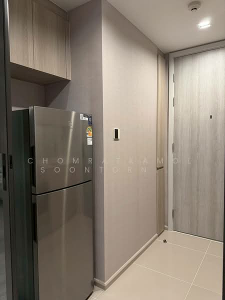 Reference Sathorn-Wongwianyai, Bangkok, Krung Thonburi 2 Alley, Bang Lam Phu Lang, Khlong San, Bangkok, 1 Bedroom, 32 sqm, Condo For Rent, by Chomratkamol Soontorntarawong (Gor), 500214597 - DDproperty.com