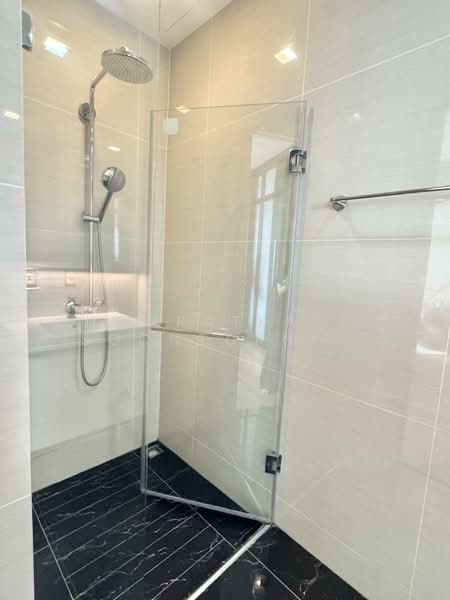 Centre Point Residence Phromphong, Bangkok, Soi Sukhumvit 39, Khlong Tan Nua, Watthana, Bangkok, 2 Bedrooms, 60 sqm, Condo For Rent, by Chomratkamol Soontorntarawong (Gor), 500214623 - DDproperty.com