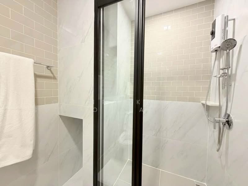 XT Phayathai, Bangkok, Phaya Thai Road, Thanon Phaya Thai, Ratchathewi, Bangkok, 1 Bedroom, 45 sqm, Condo For Rent, by Chomratkamol Soontorntarawong (Gor), 500214645 - DDproperty.com