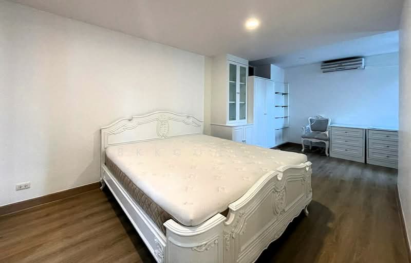 D.S. Tower 2 Sukhumvit 39, Bangkok, Soi Sukhumvit 39, Khlong Tan Nua, Watthana, Bangkok, 3 Bedrooms, 125 sqm, Condo For Rent, by BKKCONDOS, 500214667 - DDproperty.com