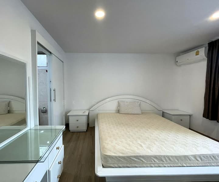 D.S. Tower 2 Sukhumvit 39, Bangkok, Soi Sukhumvit 39, Khlong Tan Nua, Watthana, Bangkok, 3 Bedrooms, 125 sqm, Condo For Rent, by BKKCONDOS, 500214667 - DDproperty.com