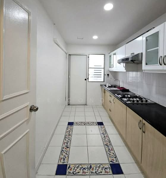 D.S. Tower 2 Sukhumvit 39, Bangkok, Soi Sukhumvit 39, Khlong Tan Nua, Watthana, Bangkok, 3 Bedrooms, 125 sqm, Condo For Rent, by BKKCONDOS, 500214667 - DDproperty.com