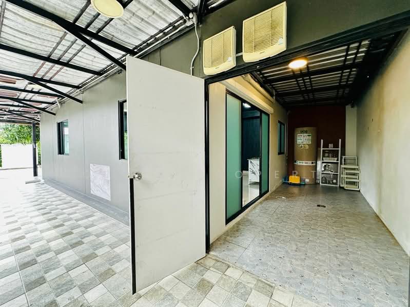 The Connect Chaengwattana - Tiwanon, Nonthaburi, Tiwanon Road, Ban Mai, Pak Kret, Nonthaburi, 3 Bedrooms, 27 sqm, Townhouse For Rent, by CorrectProperty, 500214689 - DDproperty.com