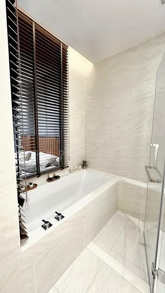 The Strand Thonglor, Bangkok, 36 Soi Sukhumvit 55, Khlong Tan Nua, Watthana, Bangkok, 1 Bedroom, 54 sqm, Condo For Sale, by Chomratkamol Soontorntarawong (Gor), 500214702 - DDproperty.com