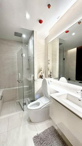 The Strand Thonglor, Bangkok, 36 Soi Sukhumvit 55, Khlong Tan Nua, Watthana, Bangkok, 1 Bedroom, 54 sqm, Condo For Sale, by Chomratkamol Soontorntarawong (Gor), 500214702 - DDproperty.com