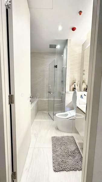 The Strand Thonglor, Bangkok, 36 Soi Sukhumvit 55, Khlong Tan Nua, Watthana, Bangkok, 1 Bedroom, 54 sqm, Condo For Sale, by Chomratkamol Soontorntarawong (Gor), 500214702 - DDproperty.com