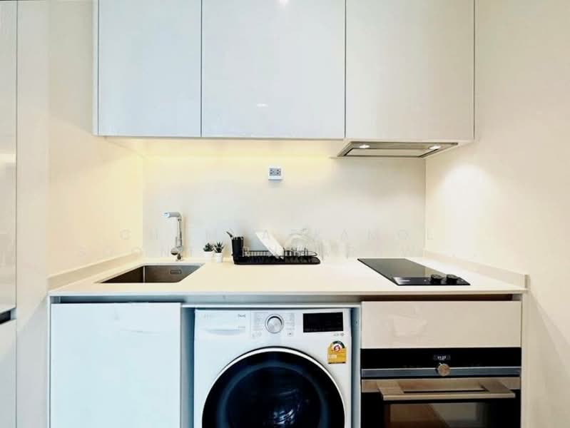 The Strand Thonglor, Bangkok, 36 Soi Sukhumvit 55, Khlong Tan Nua, Watthana, Bangkok, 1 Bedroom, 48 sqm, Condo For Sale, by Chomratkamol Soontorntarawong (Gor), 500214703 - DDproperty.com