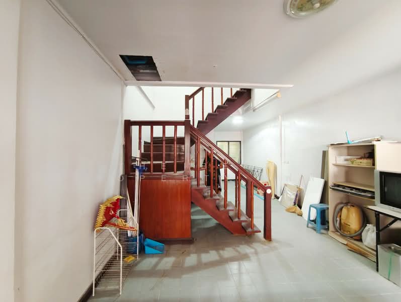 ขาย - บุศรินทร์ ปิ่นเกล้า - พุทธมณฑลสาย 4, นครปฐม