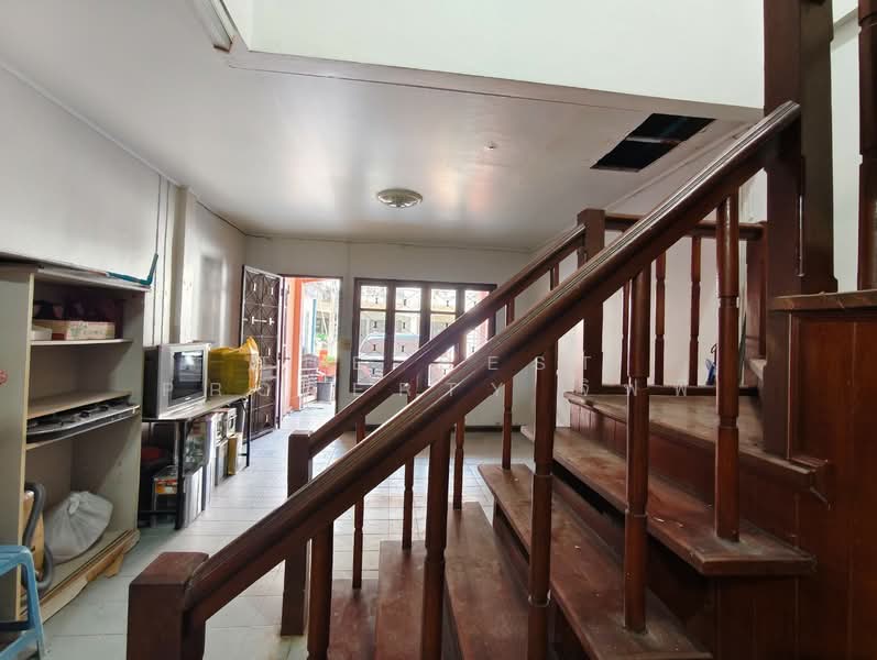 ขาย - บุศรินทร์ ปิ่นเกล้า - พุทธมณฑลสาย 4, นครปฐม