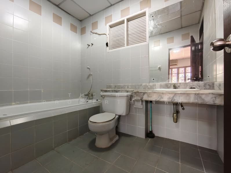 บุศรินทร์ ปิ่นเกล้า - พุทธมณฑลสาย 4, Nakhon Pathom, Krathum Lom, Sam Phran, Nakhon Pathom, 2 Bedrooms, 100 sqm, Townhouse For Sale, by The Best Property จิฟฟี่, 500214718 - DDproperty.com